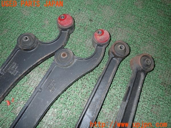 3UPJ=9230240437]ジムニーシエラ(JB32W 2型)純正 リーディングアーム 社外 ブッシュ打ち換え 中古_2