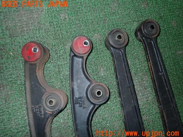 3UPJ=9230240437]ジムニーシエラ(JB32W 2型)純正 リーディングアーム 社外 ブッシュ打ち換え 中古_3
