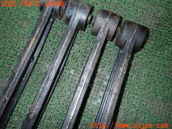 3UPJ=9230240437]ジムニーシエラ(JB32W 2型)純正 リーディングアーム 社外 ブッシュ打ち換え 中古_5