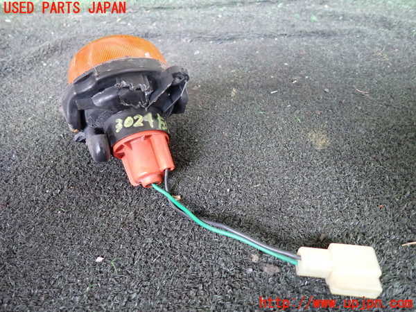 1UPJ-9230241162]ジムニー シエラ(JB32W)左ウィンカーレンズ ジャンク_2