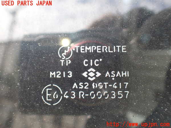 1UPJ-9230241382]ジムニー シエラ(JB32W)左クォーターガラス 中古 ASAHI M213 43R-000357_3