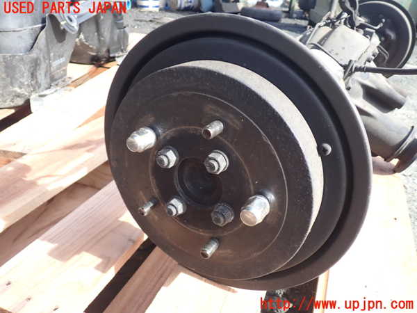 1UPJ-9230244400]ジムニー シエラ(JB32W)リアデフホーシング 中古_3