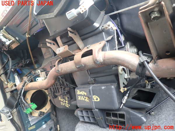 1UPJ-9230246081]ジムニー シエラ(JB32W)エバポレーター1 中古_2
