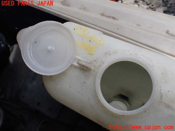 1UPJ-9230246791]ジムニー シエラ(JB32W)ウォッシャータンク1 中古_2