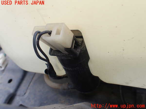 1UPJ-9230246791]ジムニー シエラ(JB32W)ウォッシャータンク1 中古_3