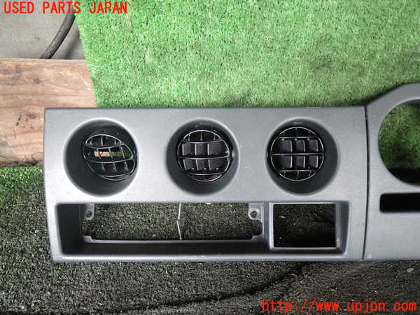 1UPJ-9230247510]ジムニー シエラ(JB32W)メーターフード 中古_3