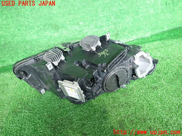 2UPJ-9230251132]BMW 523i ツーリング(XL20)(F11)左ヘッドライト HID (ジャンク品) 中古_3