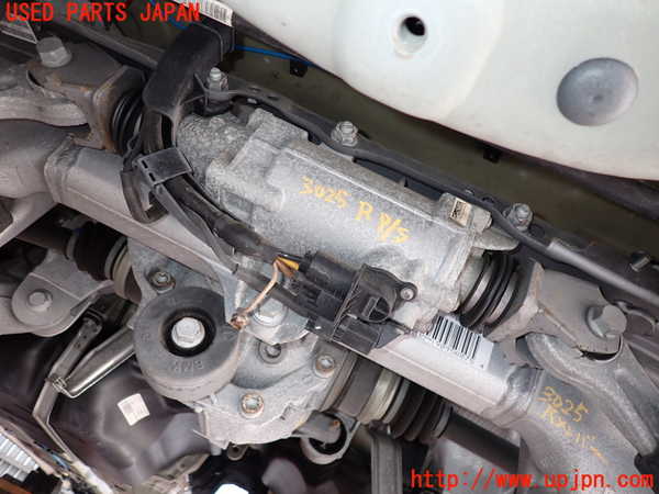 2UPJ-9230254240]BMW 523i ツーリング(XL20)(F11)4WSラック 中古_1