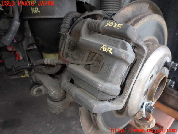 2UPJ-9230254090]BMW 523i ツーリング(XL20)(F11)右リアキャリパー 中古_1