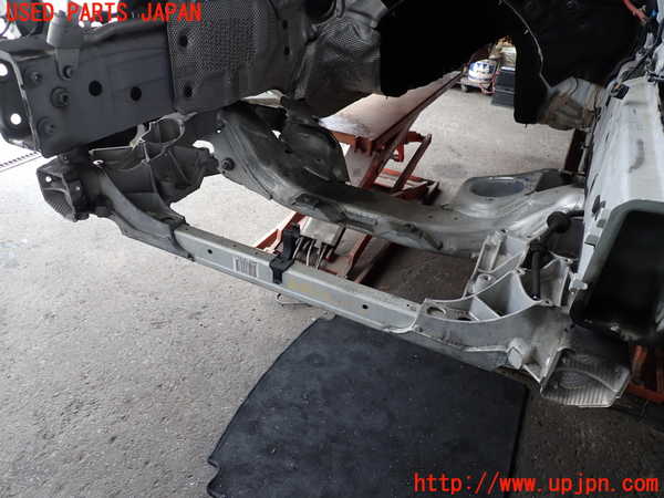 2UPJ-9230255285]BMW 523i ツーリング(XL20)(F11)フロントメンバー 中古_2