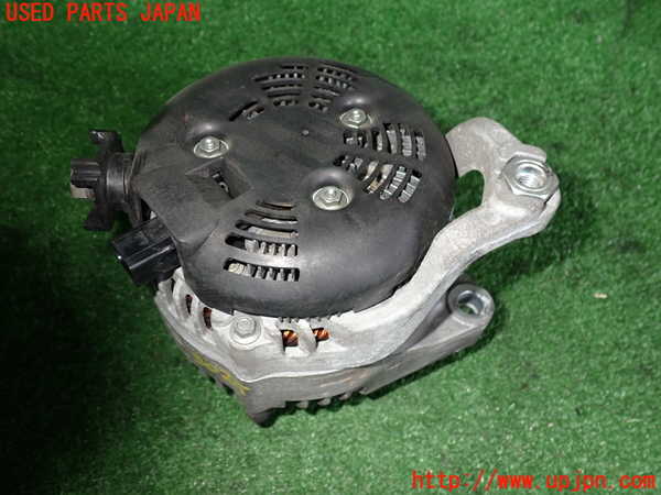2UPJ-9230256015]BMW 523i ツーリング(XL20)(F11)オルタネーター(ダイナモ) 中古_2