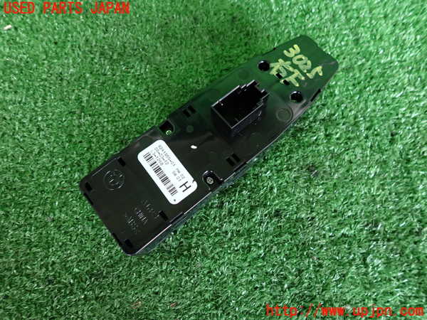 2UPJ-9230256240]BMW 523i ツーリング(XL20)(F11)右前パワーウィンドウスイッチ 中古_2