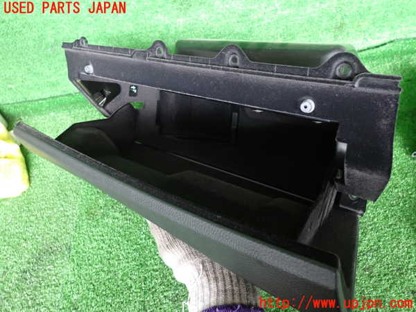 2UPJ-9230257516]BMW 523i ツーリング(XL20)(F11)グローブボックス1 中古_3