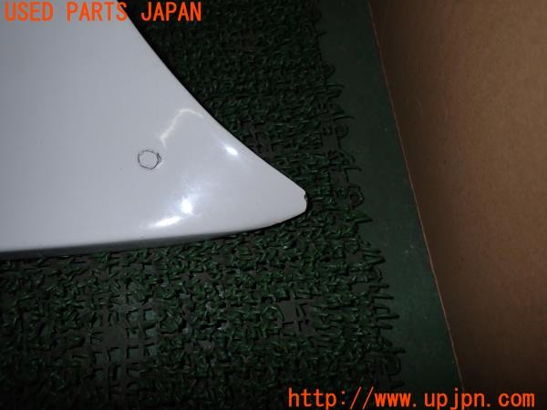 3UPJ=9230260051]BMW 318is(BE19 E36)社外 ボンネット ボンネットピン付き FRP 中古_3