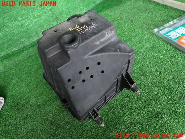 2UPJ-9230262560]BMW 318is クーペ(BE19)(E36)エアクリーナーボックス 【ジャンク品】 中古_4