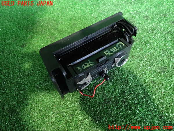 2UPJ-9230267821]BMW 318is クーペ(BE19)(E36)灰皿1 中古_3