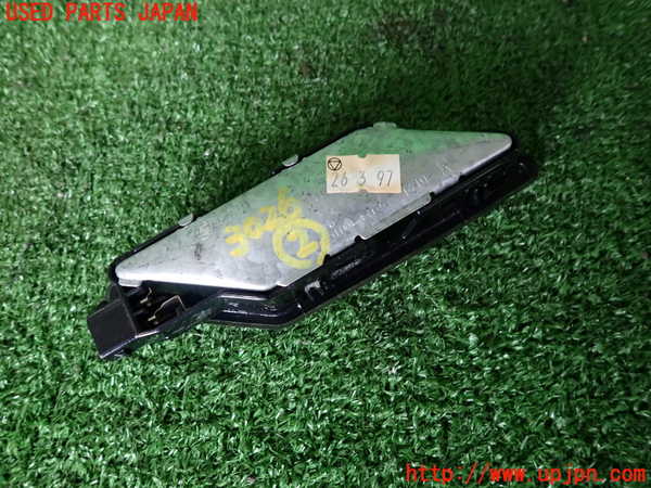 2UPJ-9230266412]BMW 318is クーペ(BE19)(E36)ルームランプ2 2列目 右 中古_2