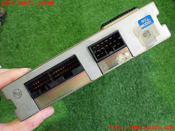 2UPJ-9230276110]フィガロ(FK10)エンジンコンピューター 中古_4