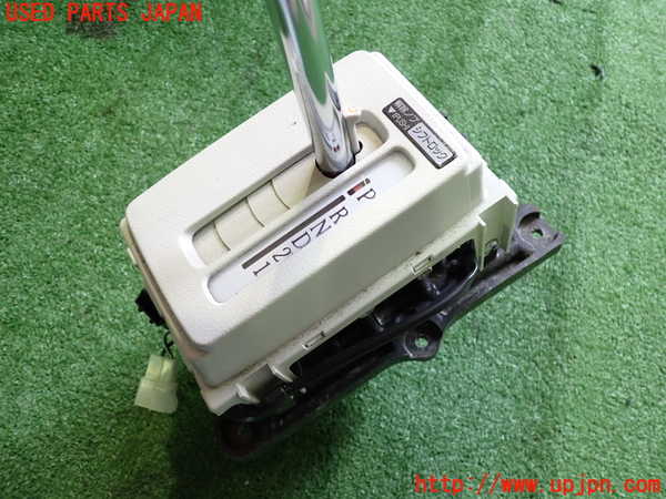 2UPJ-9230277555]フィガロ(FK10)ATシフトレバー 中古_2