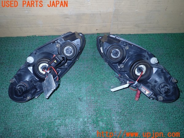 3UPJ=9230290561]PTクルーザー(PT2K20)EAGLE EYES イーグルアイズ CS092-B001 RCS092-B001L ヘッドライト HIDバルブ付き 中古_4