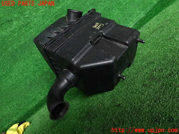 2UPJ-9230292560]PTクルーザー(PT2K20)エアクリーナーボックス 中古_2