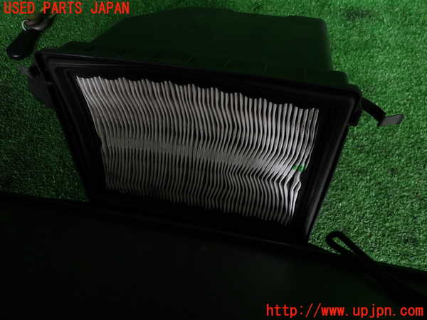 2UPJ-9230292560]PTクルーザー(PT2K20)エアクリーナーボックス 中古_3