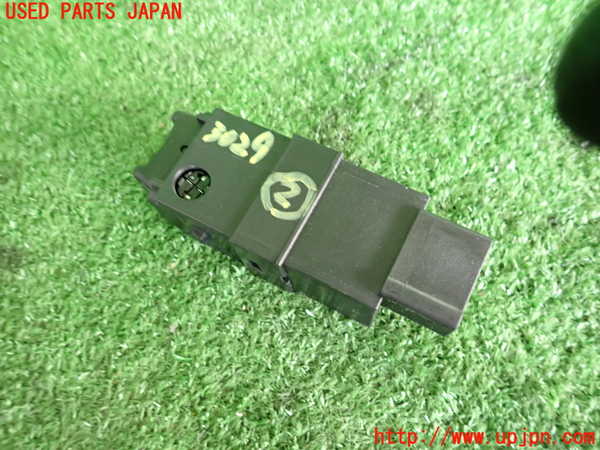 2UPJ-9230296307]PTクルーザー(PT2K20)スイッチ2 (リアワイパー) 中古_2