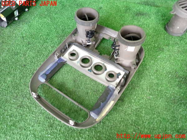 2UPJ-9230297526]PTクルーザー(PT2K20)エアコン吹き出し口1 真中 【ジャンク品】 中古_3