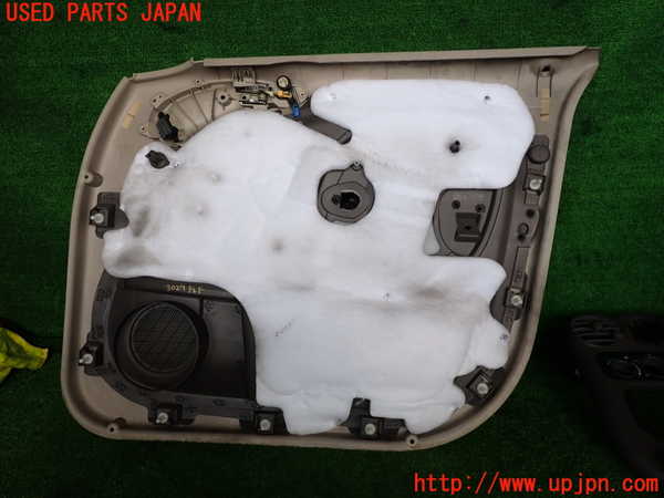 2UPJ-9230291264]PTクルーザー(PT2K20)左前ドア内張り 中古_2