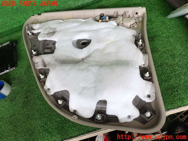 2UPJ-9230291294]PTクルーザー(PT2K20)右後ドア内張り 中古_2