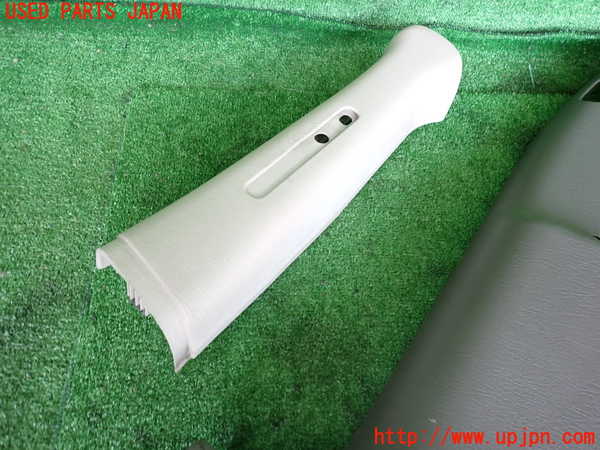 2UPJ-9230297670]PTクルーザー(PT2K20)左センターピラートリム 中古_2
