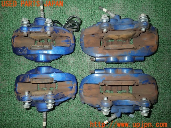 3UPJ=9230300301]BMW M4 クーペ(3C30 F82)純正 キャリパー 1台分 中古_4