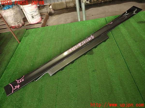 2UPJ-9230301390]BMW M4 クーペ(3C30)(F82)右サイドステップ 中古_4