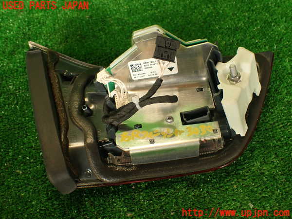 2UPJ-9230301550]BMW M4 クーペ(3C30)(F82)右リアフィニッシャー 中古_4