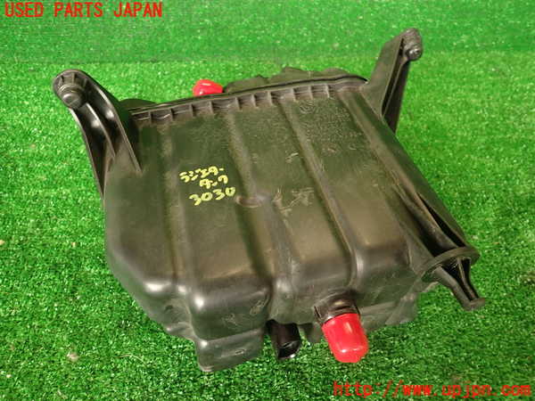 2UPJ-9230302410]BMW M4 クーペ(3C30)(F82)ラジエータータンク 中古_2