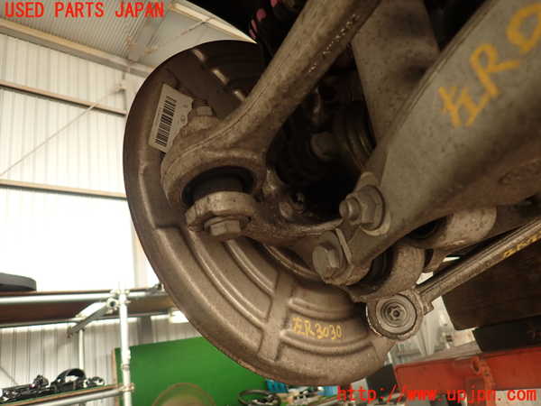 2UPJ-9230304305]BMW M4 クーペ(3C30)(F82)左リアナックルハブ 中古_2