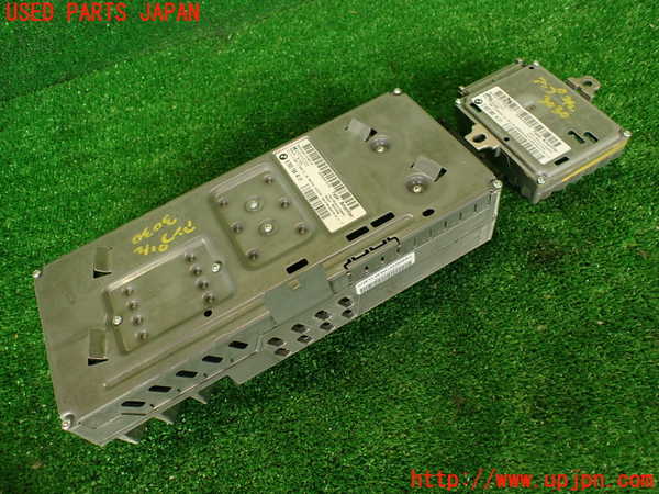 2UPJ-9230306525]BMW M4 クーペ(3C30)(F82)アンプ 中古_2