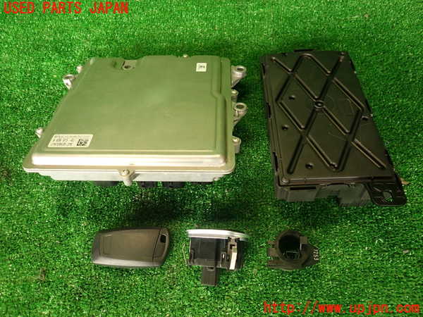 2UPJ-9230306110]BMW M4 クーペ(3C30)(F82)エンジンコンピューター DME 中古_2