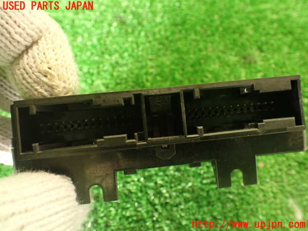 2UPJ-9230306151]BMW M4 クーペ(3C30)(F82)コンピューター6 中古_3
