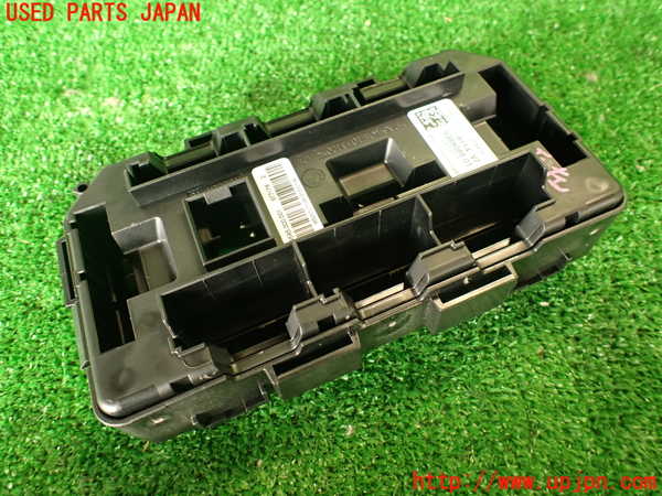 2UPJ-9230306741]BMW M4 クーペ(3C30)(F82)ヒューズボックス1 中古_2