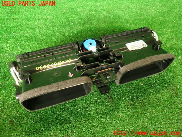 2UPJ-9230307526]BMW M4 クーペ(3C30)(F82)エアコン吹き出し口1 (真中) 中古_2