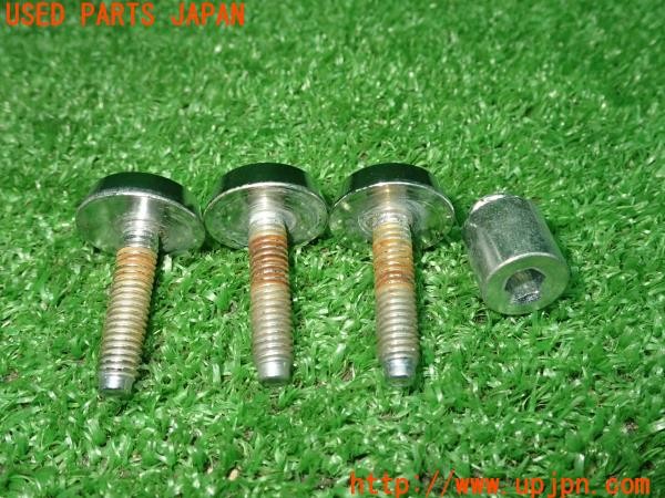 3UPJ=9230310001]レクサス GS300h(AWL10)純正 08456-00421 ナンバープレートロックボルト 中古_4