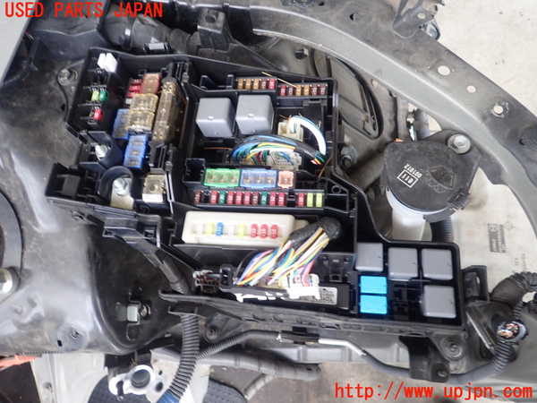 1UPJ-9230316741]レクサス・GS300h(AWL10)ヒューズボックス1 中古_2