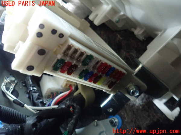 1UPJ-9230316743]レクサス・GS300h(AWL10)ヒューズボックス3 中古_3