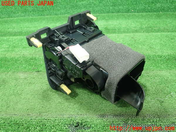 1UPJ-9230317526]レクサス・GS300h(AWL10)エアコン吹き出し口1 (右) 中古_3