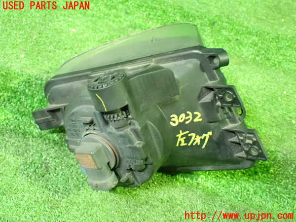 1UPJ-9230321182]BMW 528i(FR30 F10)左フォグ 中古_3