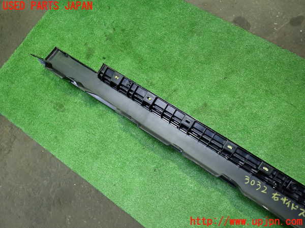 1UPJ-9230321390]BMW 528i(FR30 F10)右サイドステップ 中古_5