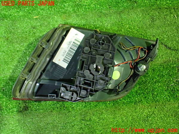 1UPJ-9230321552]BMW 528i(FR30 F10)左リアフィニッシャー 中古_2