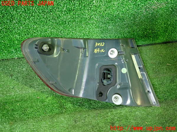 1UPJ-9230321530]BMW 528i(FR30 F10)右テールランプ 中古_2