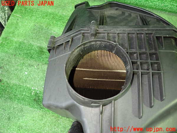1UPJ-9230322560]BMW 528i(FR30 F10)エアクリーナーボックス 中古_3